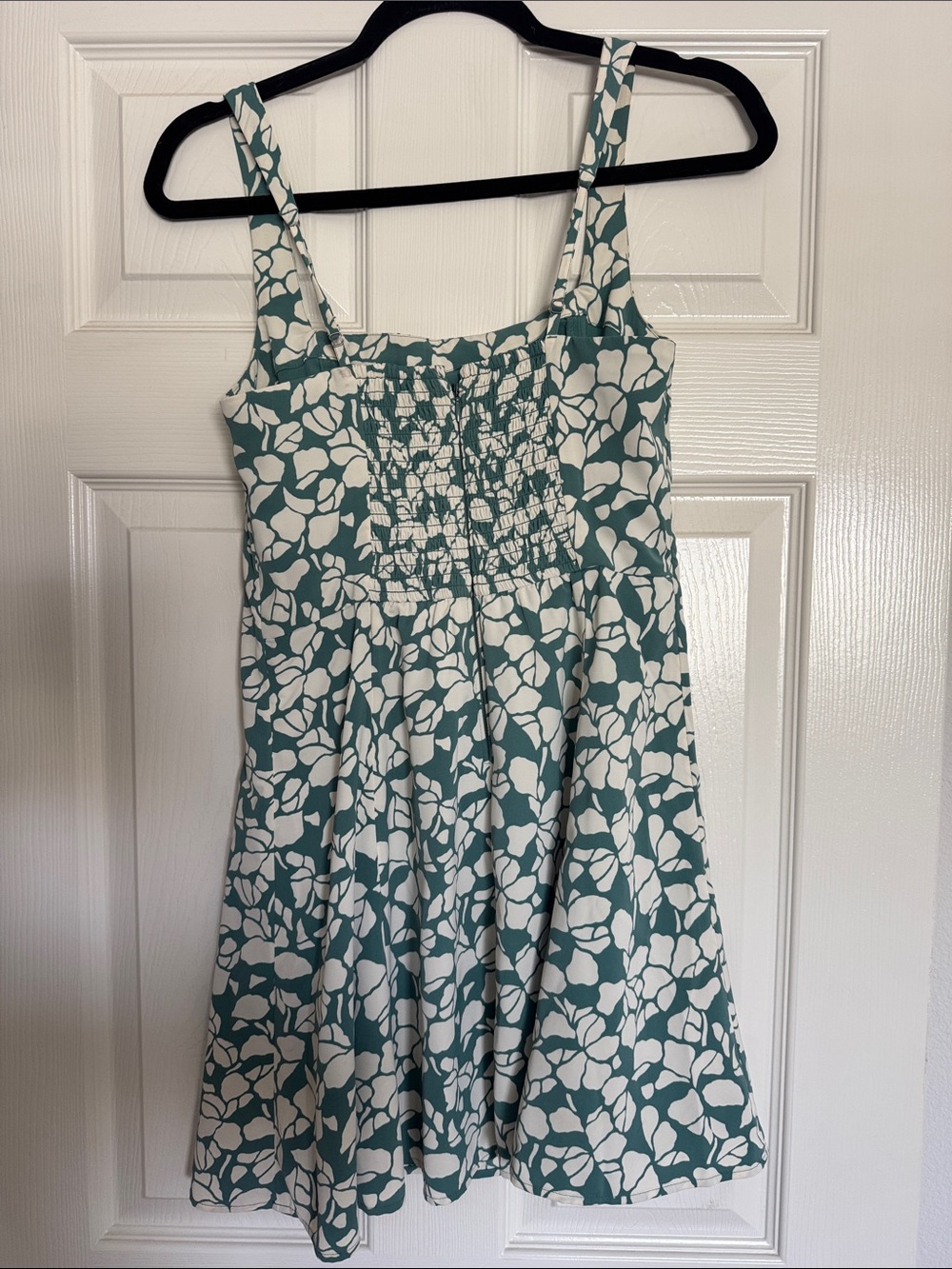 Abercrombie Sleeveless Green and White Floral A-Line Dress - Picture 2 of 2